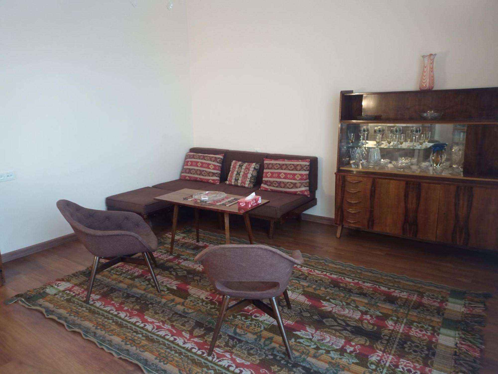 Spacious One Bedroom Apartment In The City Centre Yerevan Exterior photo